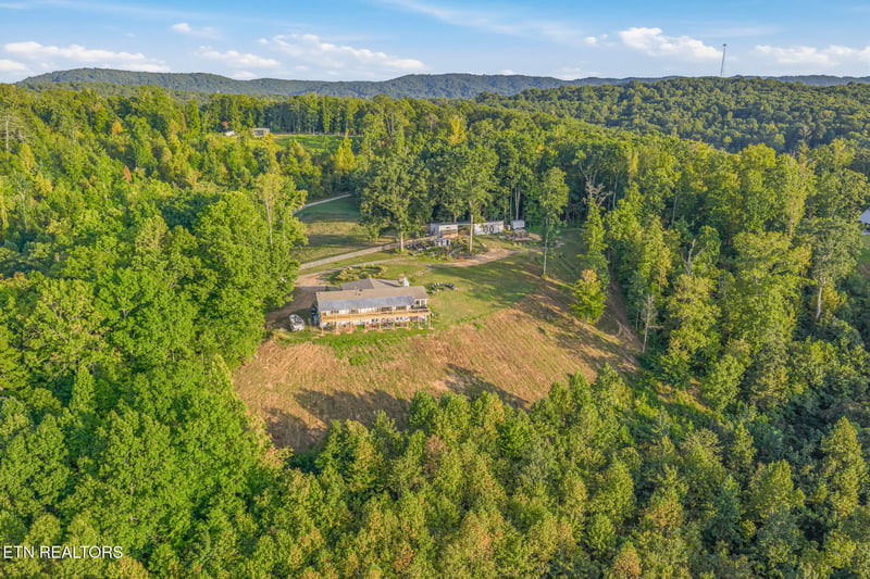 340 Honeybee Ln, Kingston, TN 37763
