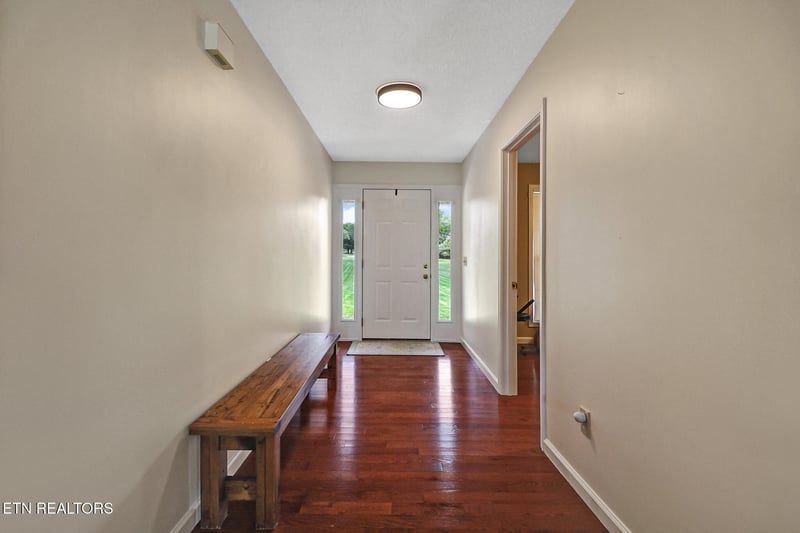 340 Huckleberry Ln, Crossville, TN 38555