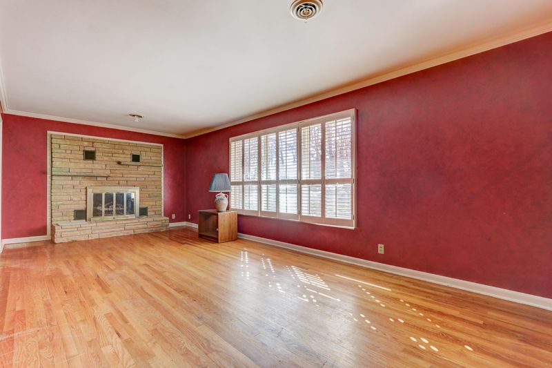 340 Louisiana Ave, Oak Ridge, TN 37830