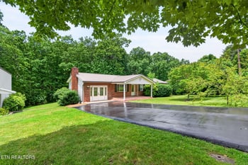 340 Prentice St, Crossville, TN 38555