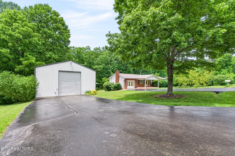 340 Prentice St, Crossville, TN 38555