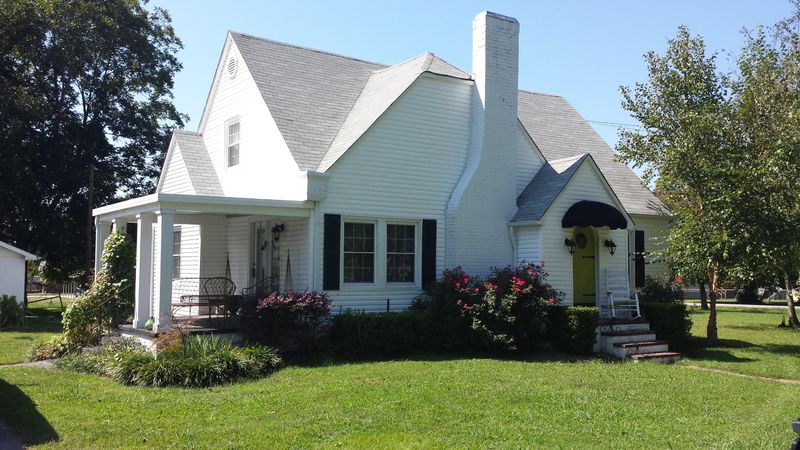 340 Unaka St, Clinton, TN 37716