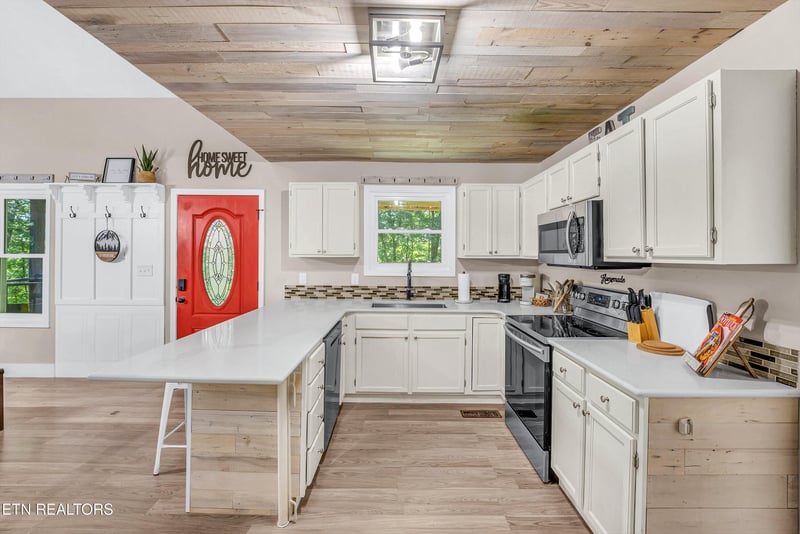 3401 Mountain Overlook Way, Sevierville, TN 37876