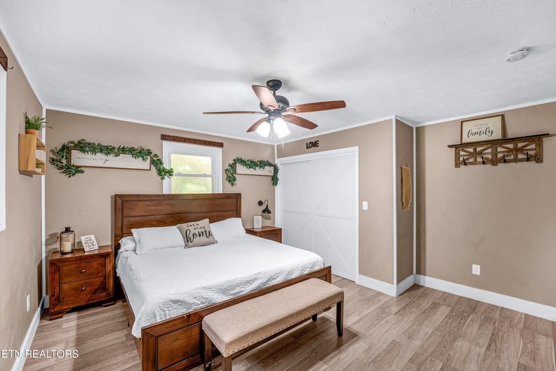 3401 Mountain Overlook Way, Sevierville, TN 37876