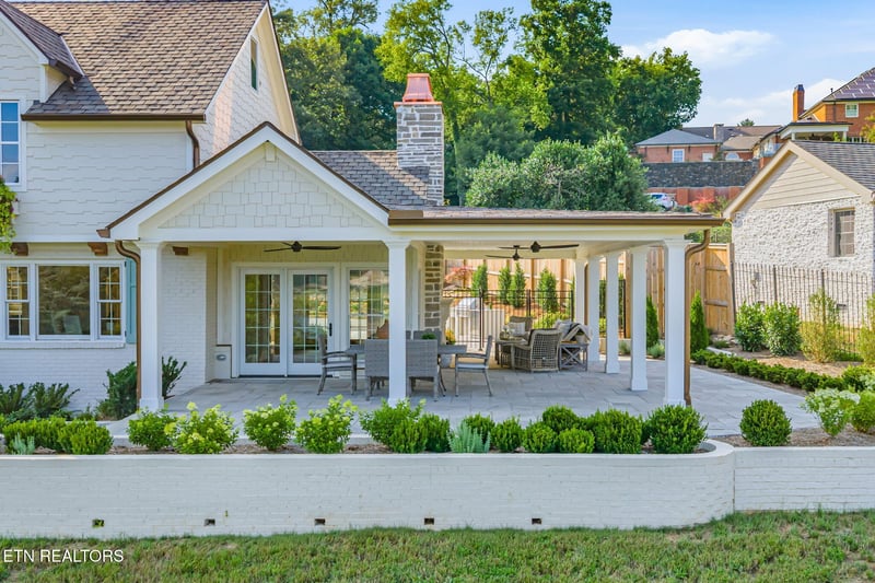 3403 Lake View Dr, Knoxville, TN 37919