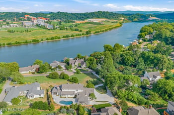 3403 Lake View Dr, Knoxville, TN 37919