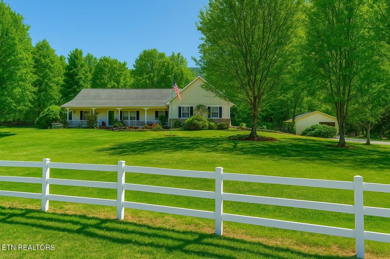 3403 Sugar Camp Cir, Sevierville, TN 37862