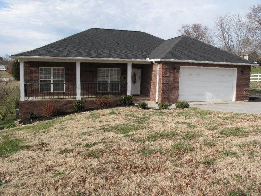 3404 Summer Dr, Friendsville, TN 37737