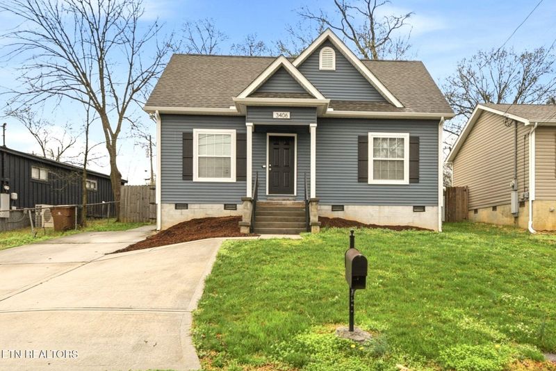 3406 Compton St, Knoxville, TN 37920
