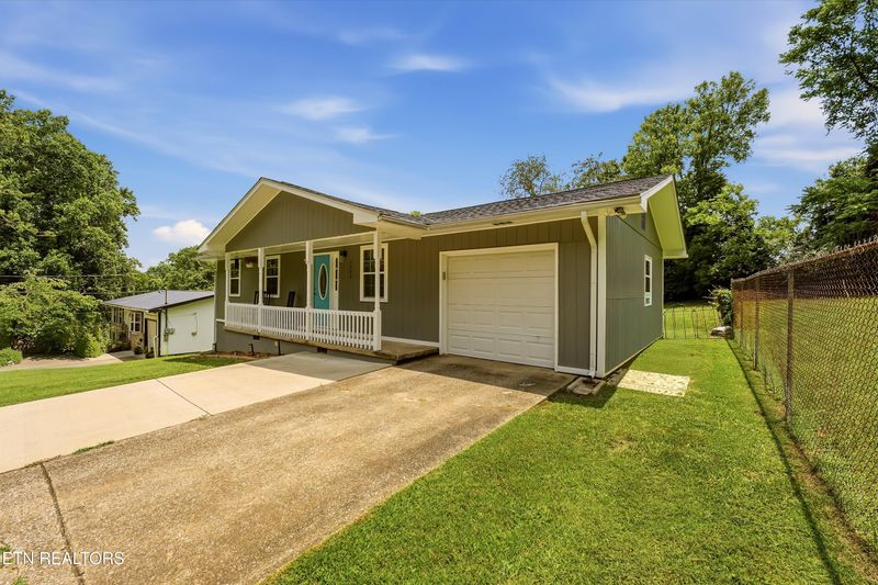 3408 Argyle Dr, Knoxville, TN 37914