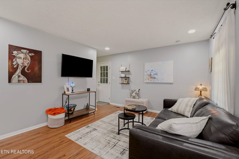 3408 Argyle Dr, Knoxville, TN 37914