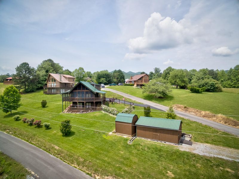 3409 Cherokee Ridge Way, Sevierville, TN 37862