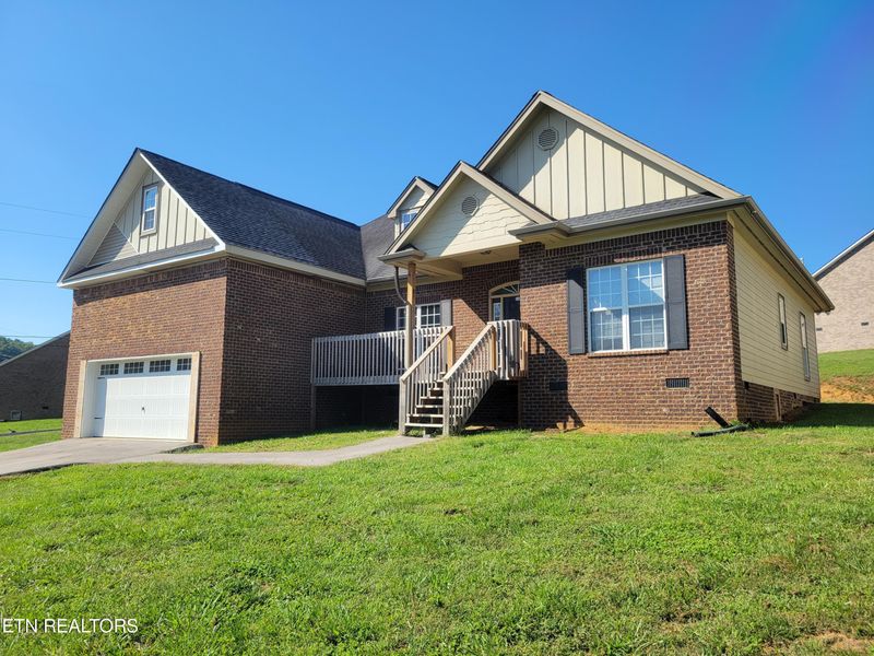 3409 Parker Blvd, Kodak, TN 37764