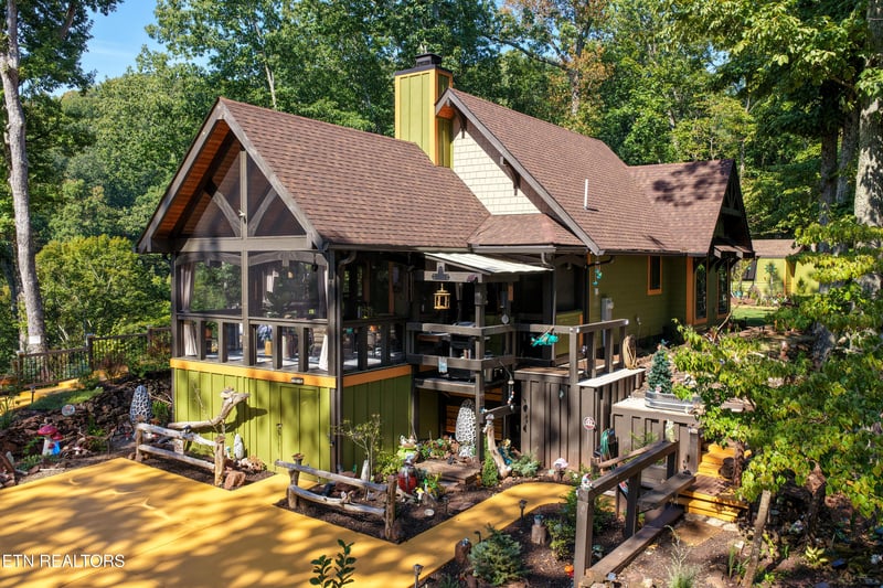 341 Acorn Gap Rd, Sweetwater, TN 37874
