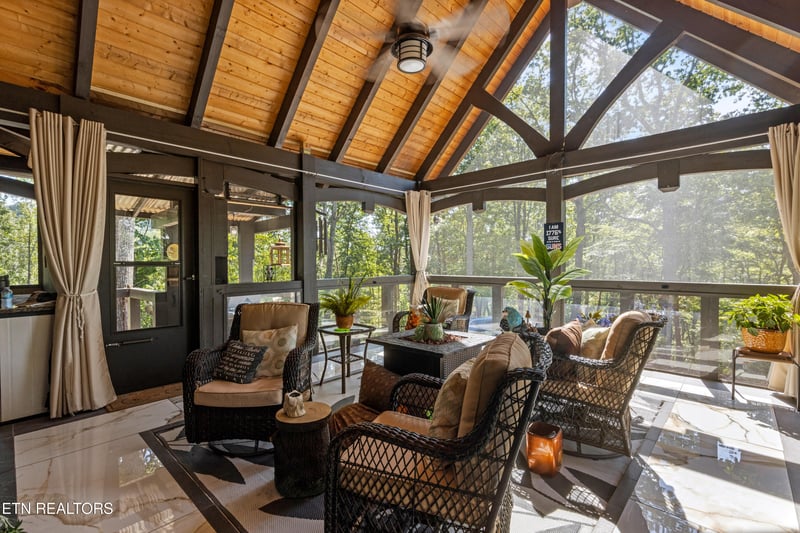 341 Acorn Gap Rd, Sweetwater, TN 37874