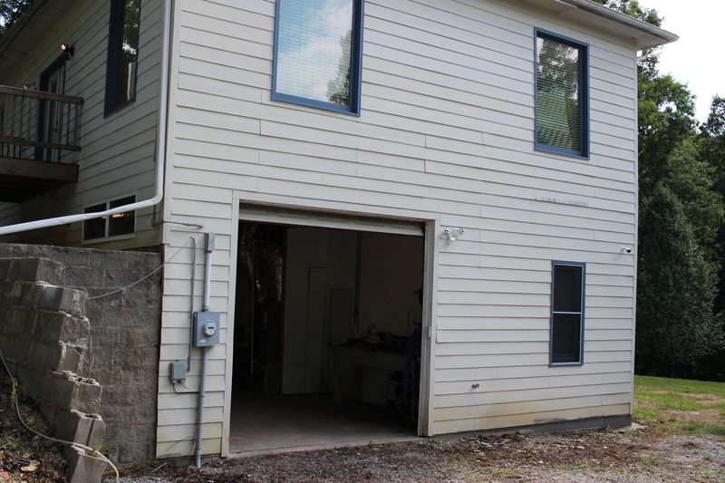 341 Old Jamestown Rd, Robbins, TN 37852