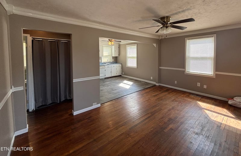 3410 Feathers St, Knoxville, TN 37920