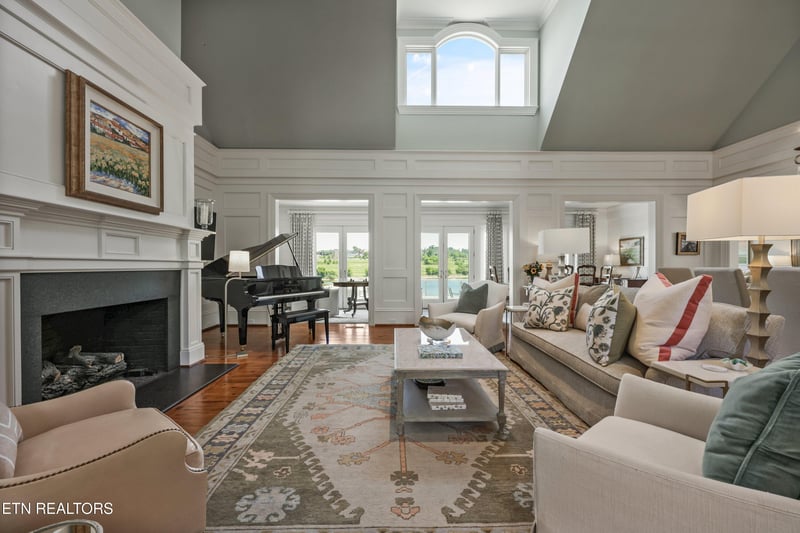 3410 Lake View Dr, Knoxville, TN 37919