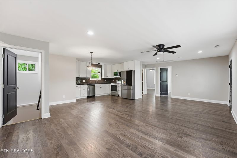 3410 Solway Rd, Knoxville, TN 37931