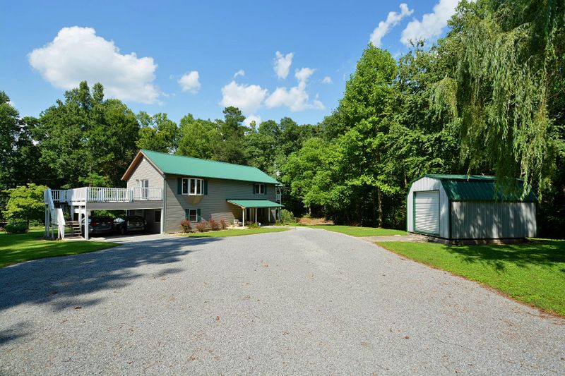 3411 Cove Mountain Rd, Sevierville, TN 37862