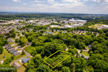 3411 Divide St, Knoxville, TN 37921
