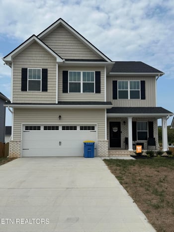 3411 Song Sparrow Dr, Maryville, TN 37803