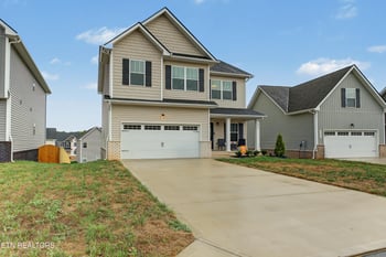 3411 Song Sparrow Dr, Maryville, TN 37803