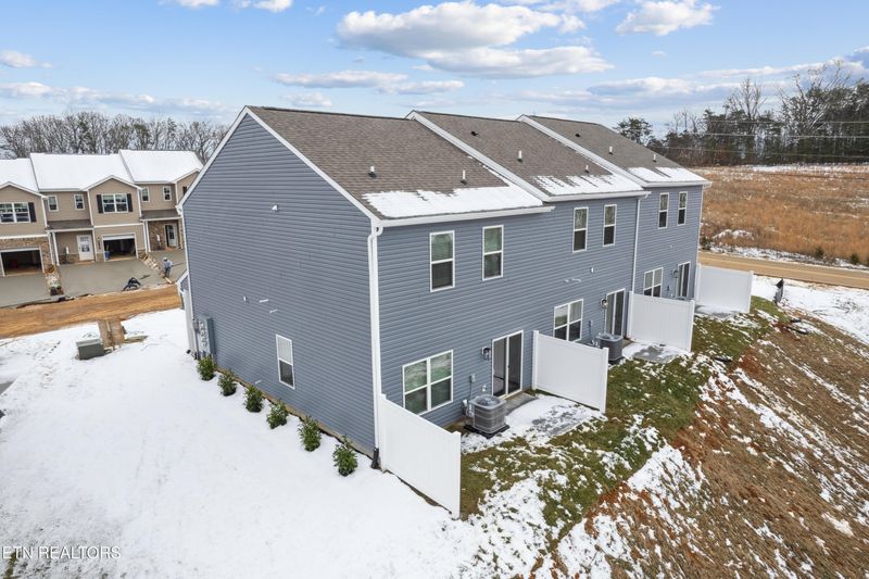 3413 Tyee Crossing Way, Kodak, TN 37764