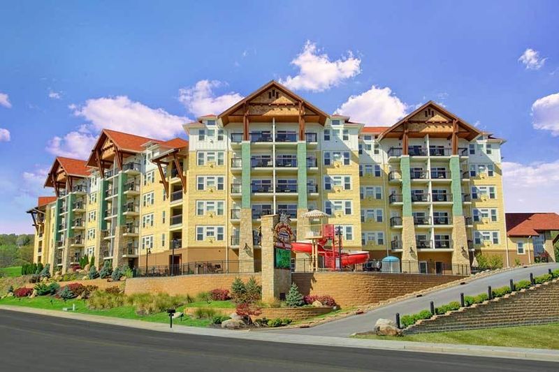 3415 Teaster Ln #508, Pigeon Forge, TN 37863