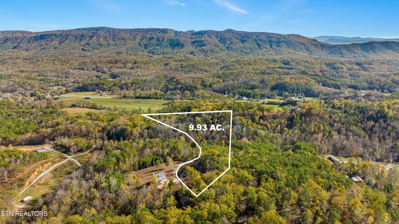 3419 Boone Docks Way, Maryville, TN 37803