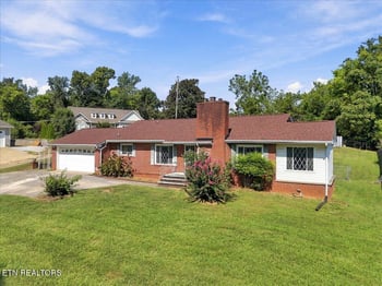 3419 Buffat Mill Rd, Knoxville, TN 37917