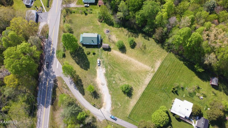 342 Raines Rd, Wartburg, TN 37887