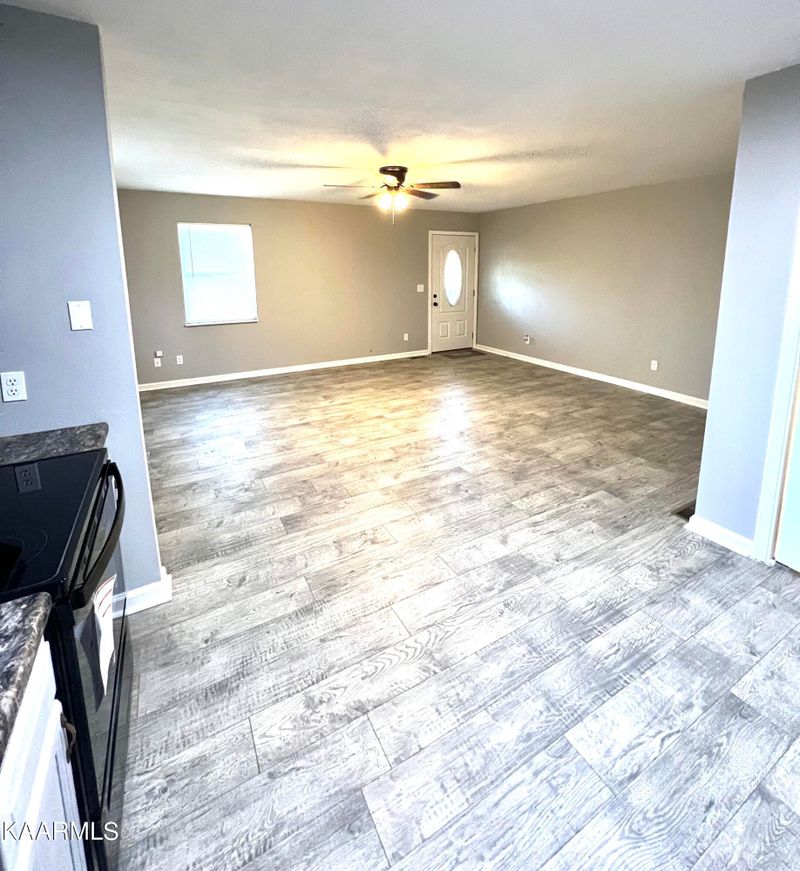 342 Warren St, Madisonville, TN 37354