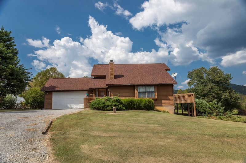3420 Cherokee Ridge Way, Sevierville, TN 37862