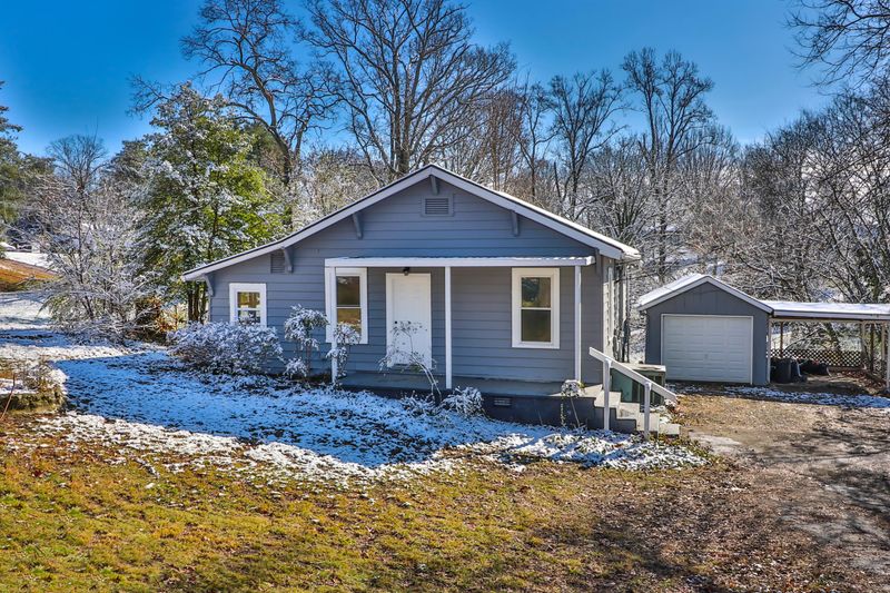 3420 Harvey Rd, Knoxville, TN 37918