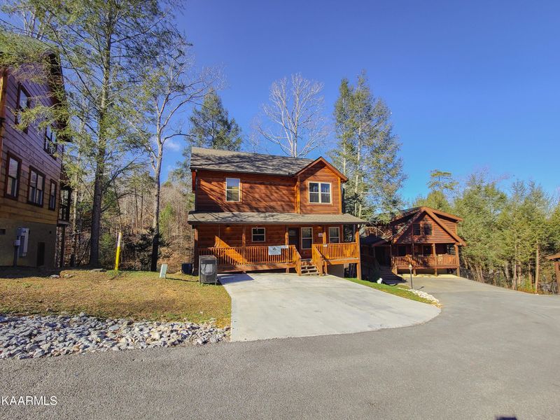 3423 Pebble Stone Way, Pigeon Forge, TN 37863