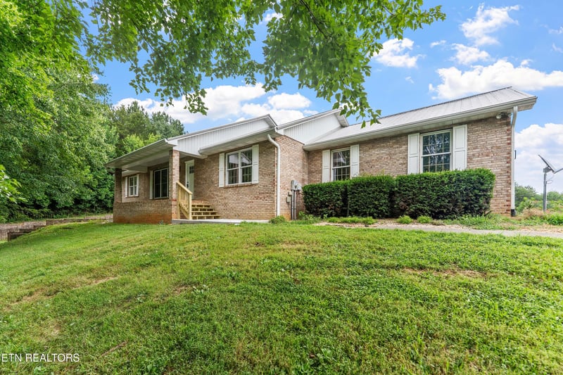 3428 Wilkinson Pike, Maryville, TN 37803