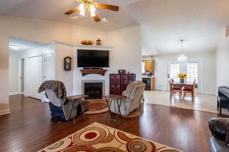 3430 Davis Ford Rd, Maryville, TN 37804