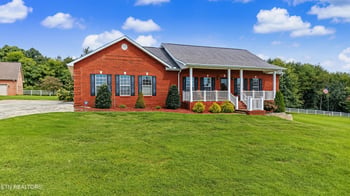 3430 Summer Dr, Friendsville, TN 37737