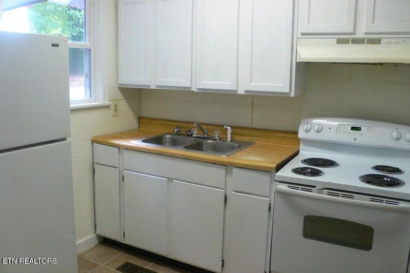 3430 Wilson Ave, Knoxville, TN 37914