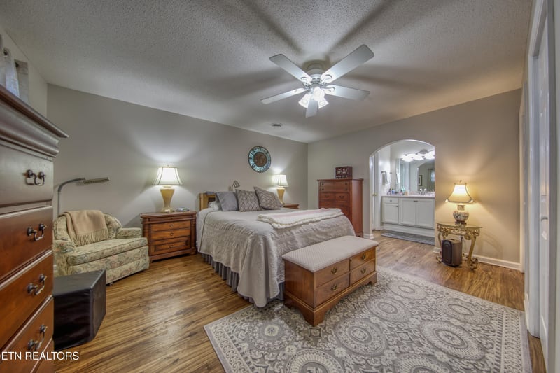 3433 Laurel View Rd, Knoxville, TN 37917