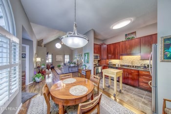 3433 Laurel View Rd, Knoxville, TN 37917