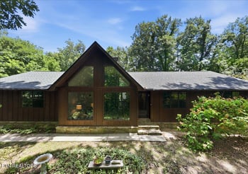 3433 Russellwood Dr, Rockford, TN 37853