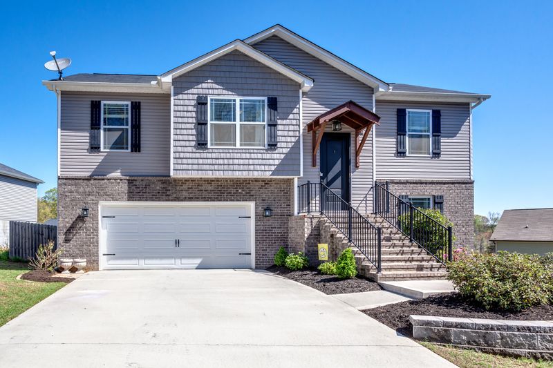 3435 Boulder Point Ln, Powell, TN 37849