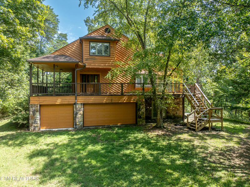 3437 Russellwood Dr, Rockford, TN 37853
