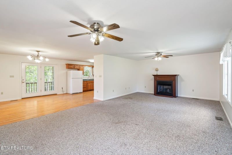 344 Dean Dr, Ten Mile, TN 37880