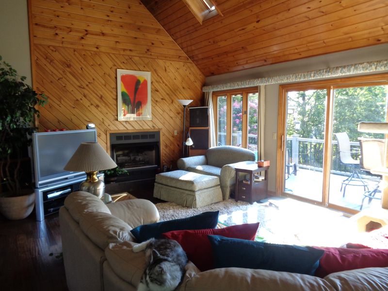 344 Deerfield Ldg, Lafollette, TN 37766