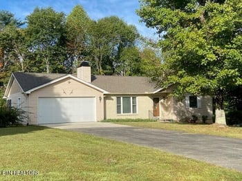 344 Meadows Rd, Sparta, TN 38583