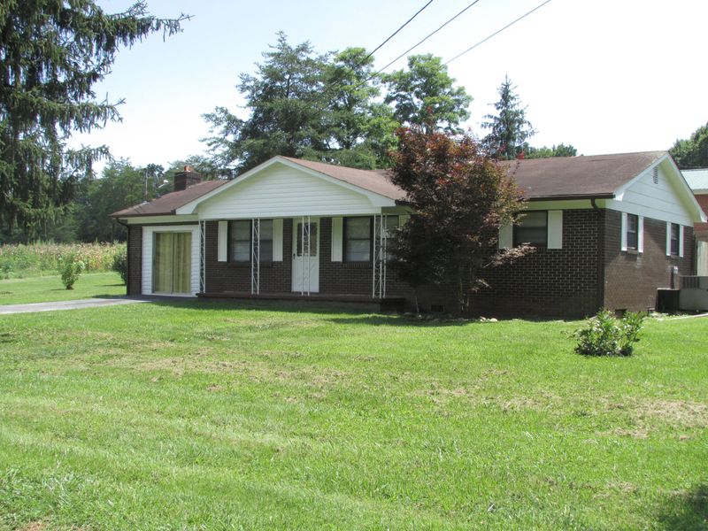 344 Sycamore St, Bean Station, TN 37708