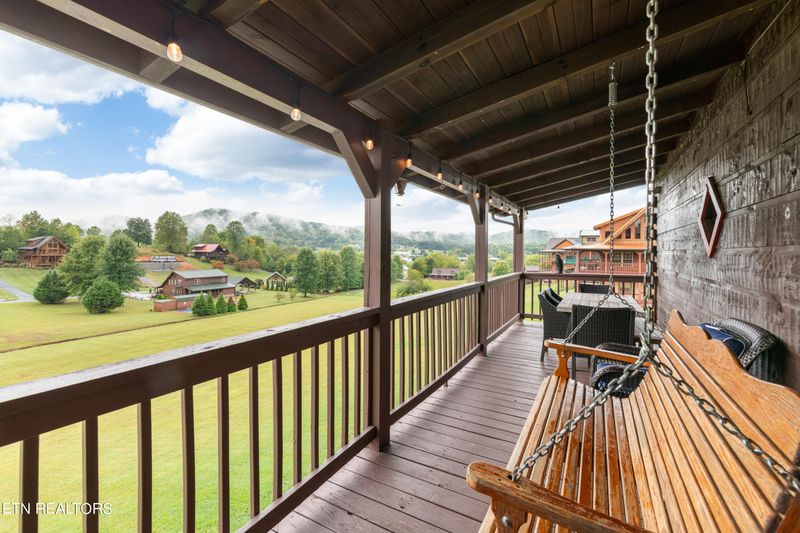 3441 Cove Meadows Dr, Sevierville, TN 37862